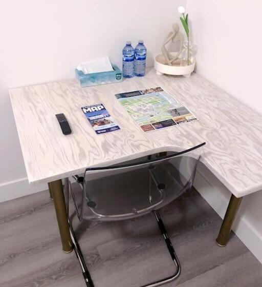 Pansiyon Si & Daniel Home Near Yvr Airport & Skytrain Separate Entry Free Parking