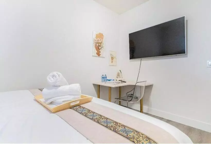 Majatalo Si & Daniel Home Near Yvr Airport & Skytrain Separate Entry Free Parking