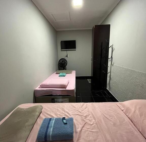 膳宿费 Toca Do Tatu