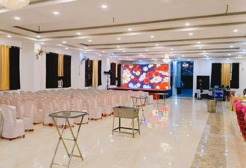 Lomakeskus Celebration Green