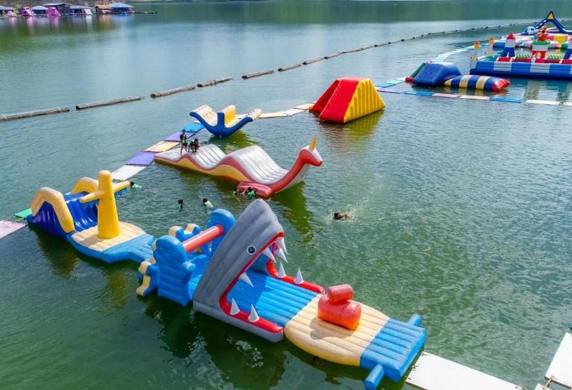 เดอะวอเตอร์ปาร์ครีสอร์ท The Water Park Resort