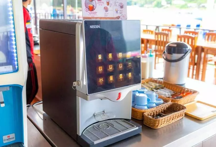 เดอะวอเตอร์ปาร์ครีสอร์ท  The Water Park Resort