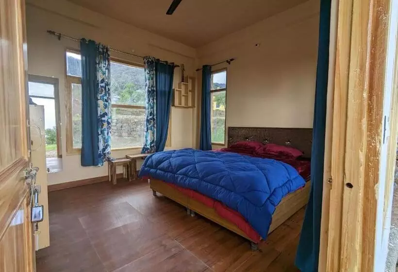 ユースホステル Wandering Musician Bir