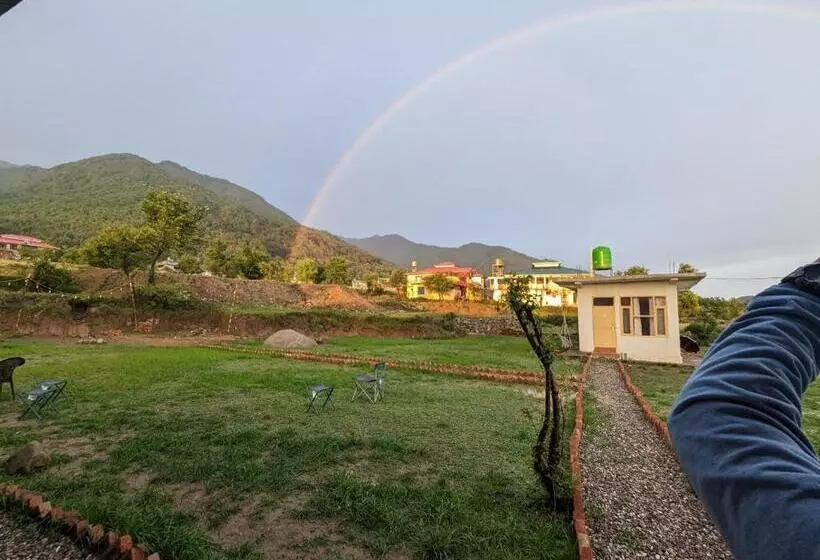 ユースホステル Wandering Musician Bir