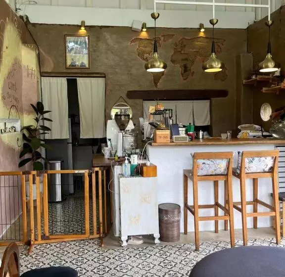 Aamiaismajoitus (B&B) The Little Clay House