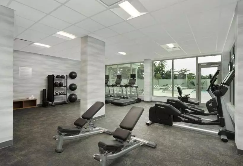 هتل Fairfield By Marriott Luquillo Beach