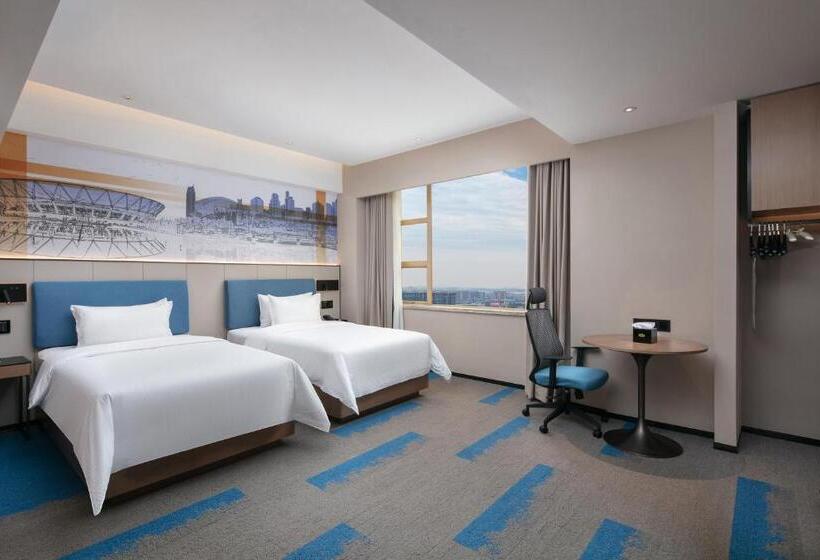 فندق Hampton By Hilton Foshan Dali