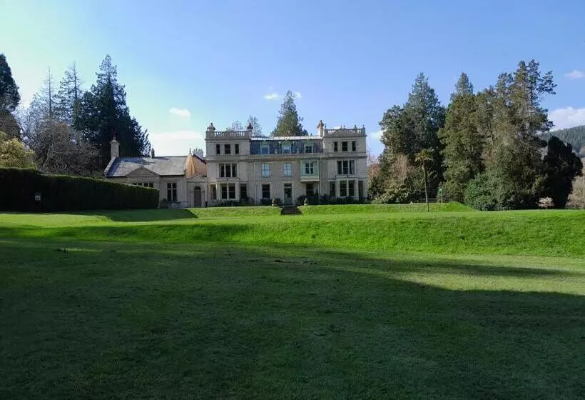 Hotelli Holne Park House At River Dart Country Park