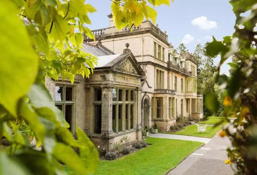 Hotelli Holne Park House At River Dart Country Park