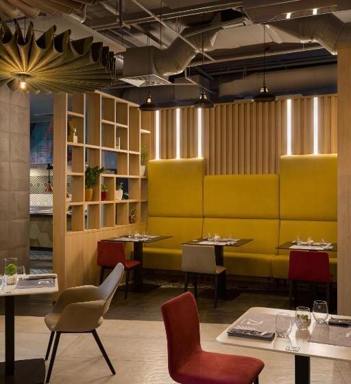 Hotel Ibis Kyiv Beresteiska