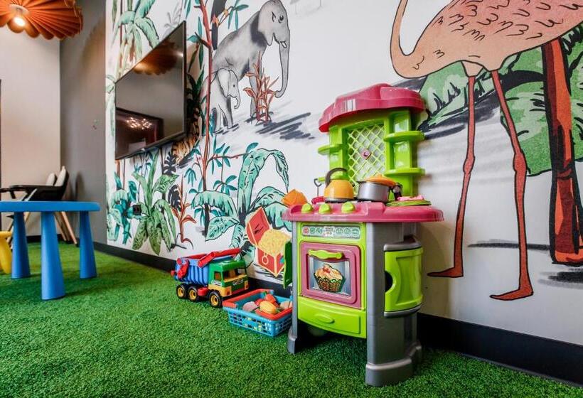 Hotel Ibis Kyiv Beresteiska