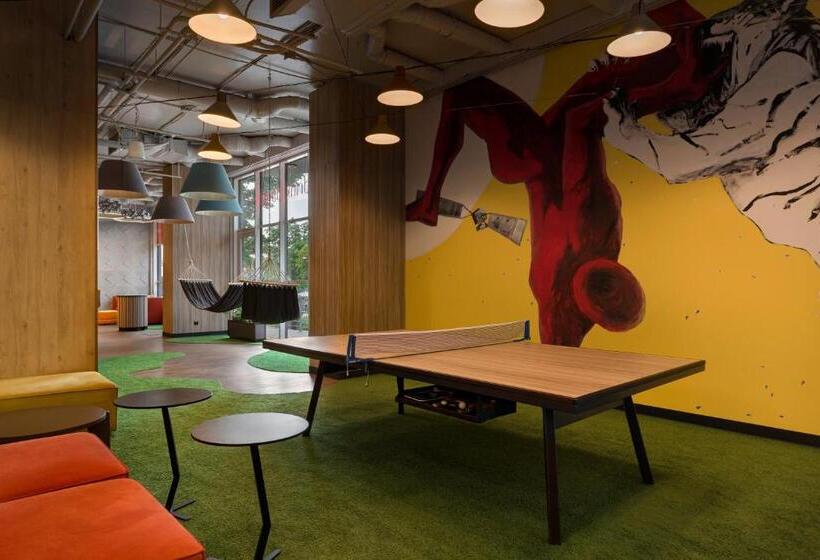 Hotel Ibis Kyiv Beresteiska