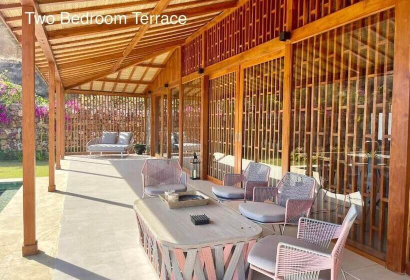 Hotel Lobster Bay Lombok