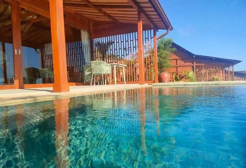 ホテル Lobster Bay Lombok