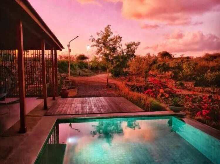 Hotel Lobster Bay Lombok