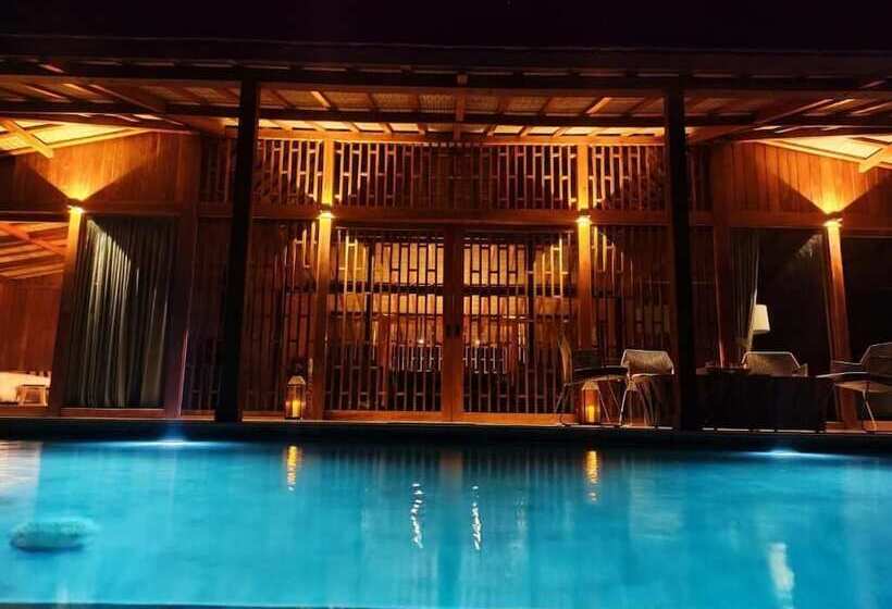 Hotel Lobster Bay Lombok