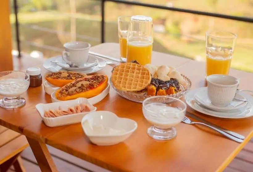 Majatalo Chalé Pedra Madeira