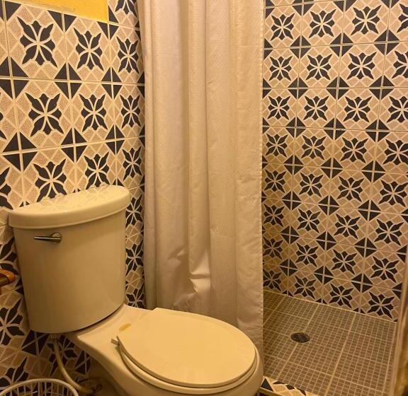 پانسیون Hostal Cay