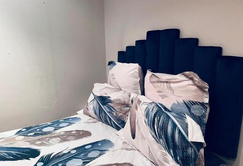 بنسيون Husein Accommodations