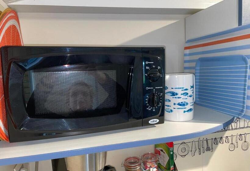 بنسيون La Petite Maison C14   Hopla Bnb