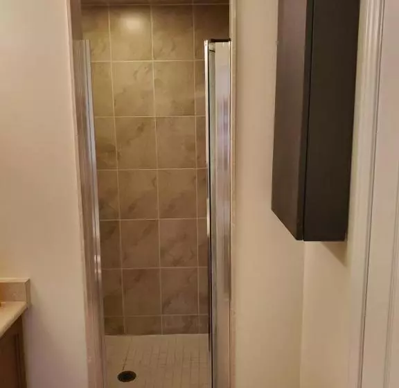 پانسیون Raesabu Guest House