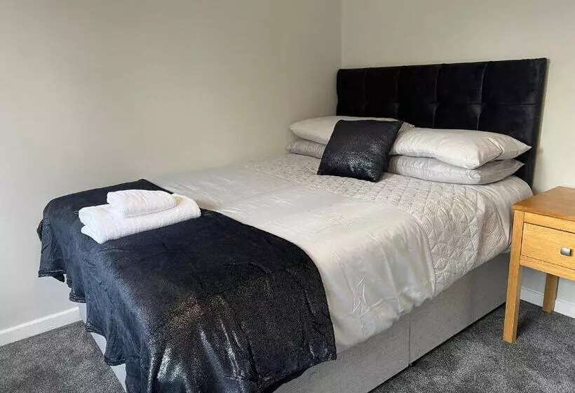 Majatalo The Coral Guest House 1 Fratton Park Portsmouth