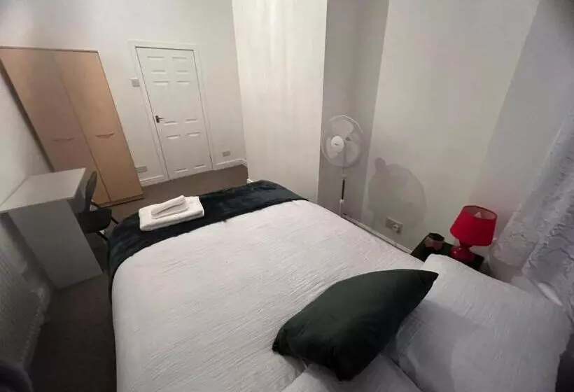 Majatalo The Coral Guest House 1 Fratton Park Portsmouth