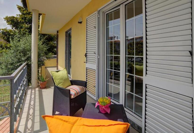 פנסיון Villa Alba