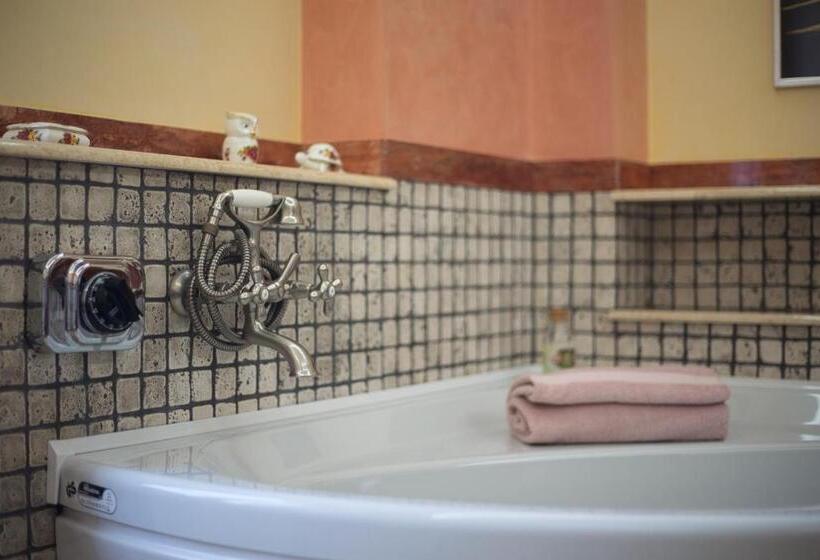 פנסיון Villa Alba