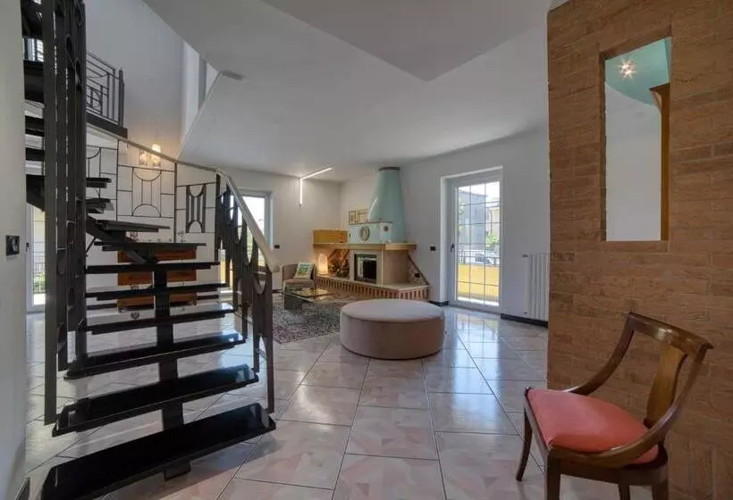 ペンション Villa Alba