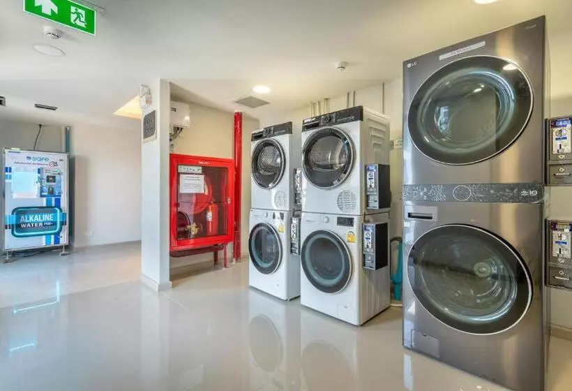 Salaya One Hotel & Service Apartment