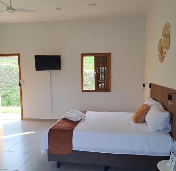 Schronisko Embahu Suítes Vista Para Pedra Do Baú E Banheira De Imersão