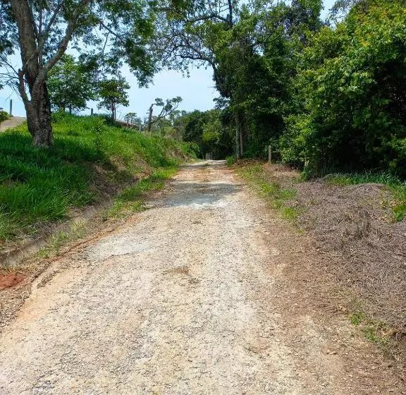 Retkeilymaja Embahu Suítes   Vista Para Pedra Do Baú E Banheira De Imersão