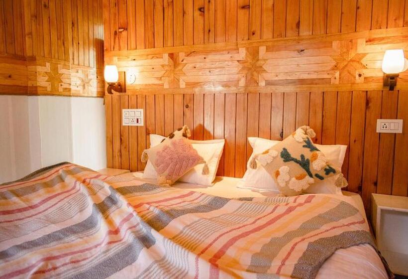 Albergue Firgun Chapter Jaan