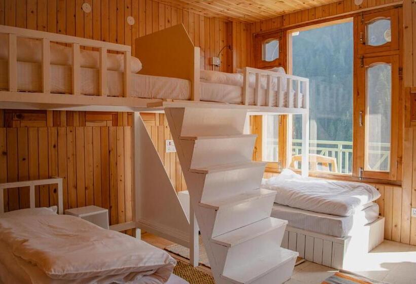 Albergue Firgun Chapter Jaan