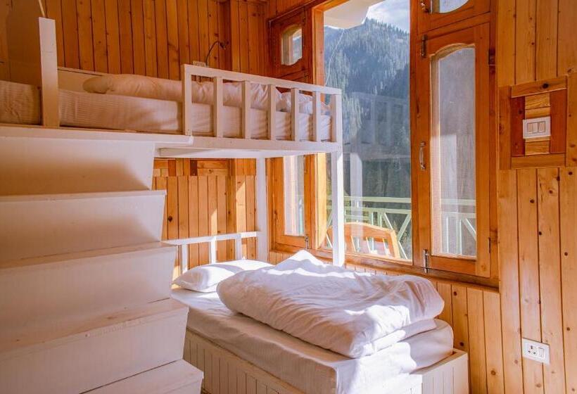 Albergue Firgun Chapter Jaan