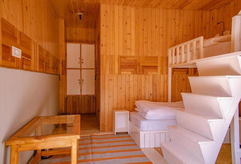 Albergue Firgun Chapter Jaan