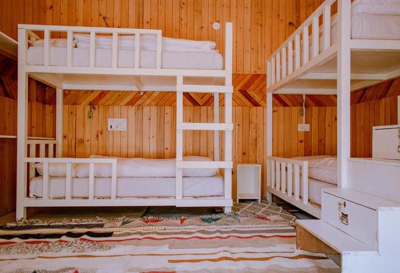 Albergue Firgun Chapter Jaan