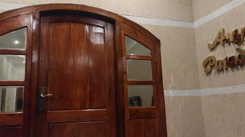 Aamiaismajoitus (B&B) Anya Paradise