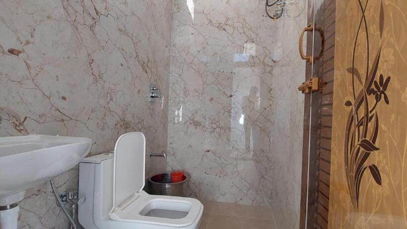 Bed and Breakfast Anya Paradise