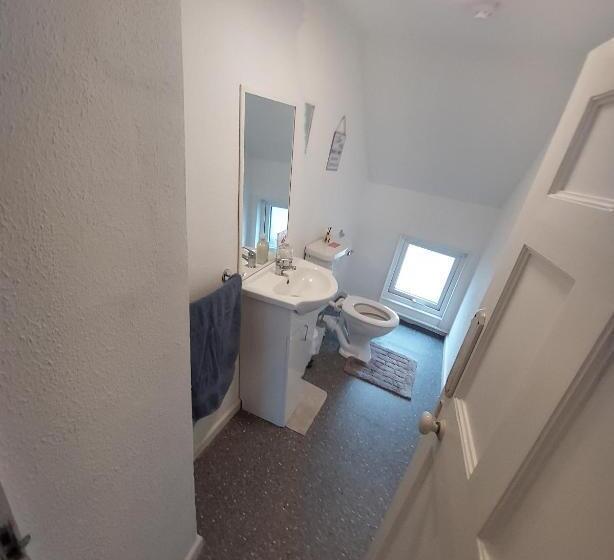 민박 Keeles Townhouse