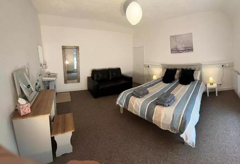 Aamiaismajoitus (B&B) Keeles Townhouse