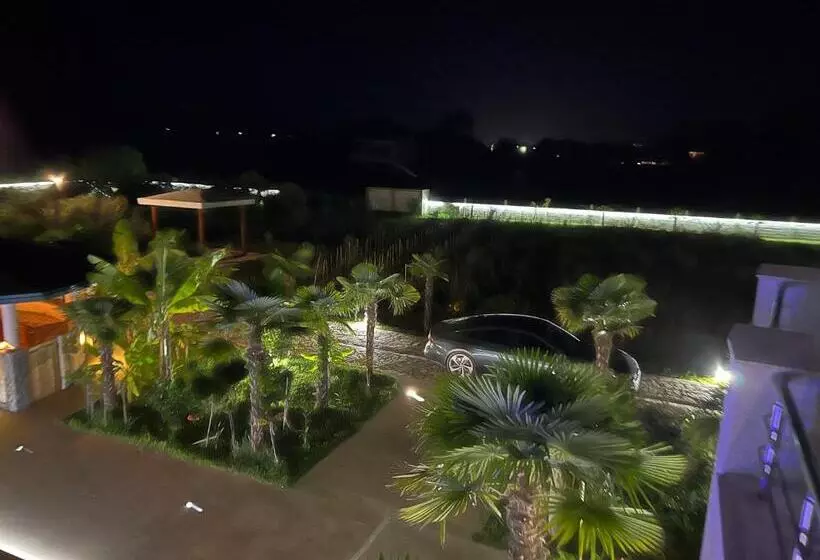 تختخواب و صبحانه Villa 100 Palme