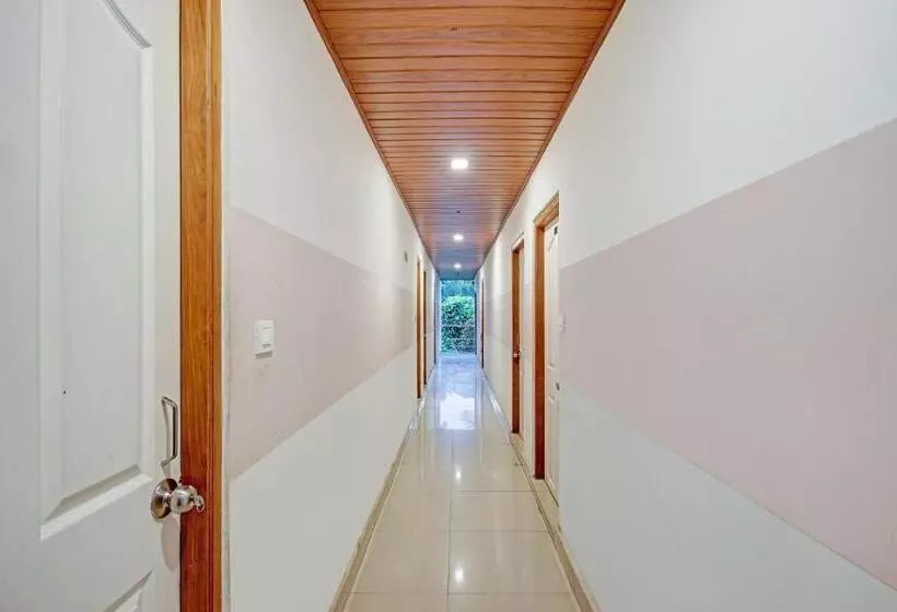 Collection O 81198 Maqintosh Hotel Thekkady