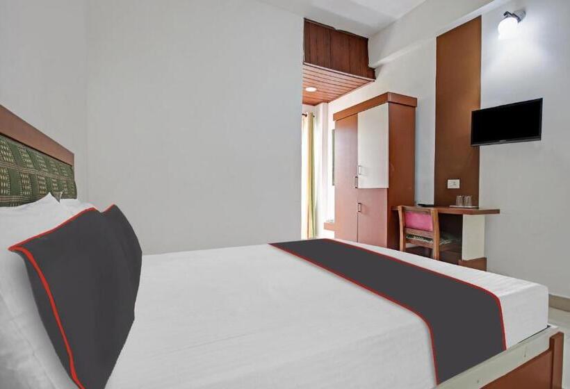 Collection O 81198 Maqintosh Hotel Thekkady