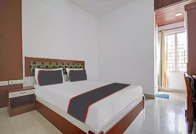 Collection O 81198 Maqintosh Hotel Thekkady