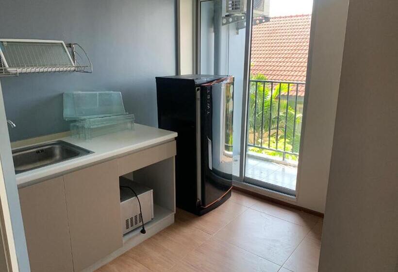 هتل D Condo Rattanathibet ดีคอนโด รัตนาธิเบศร์