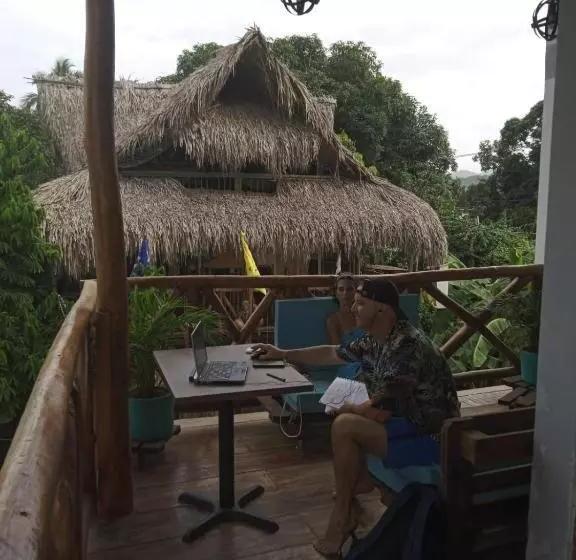ホテル Lapu