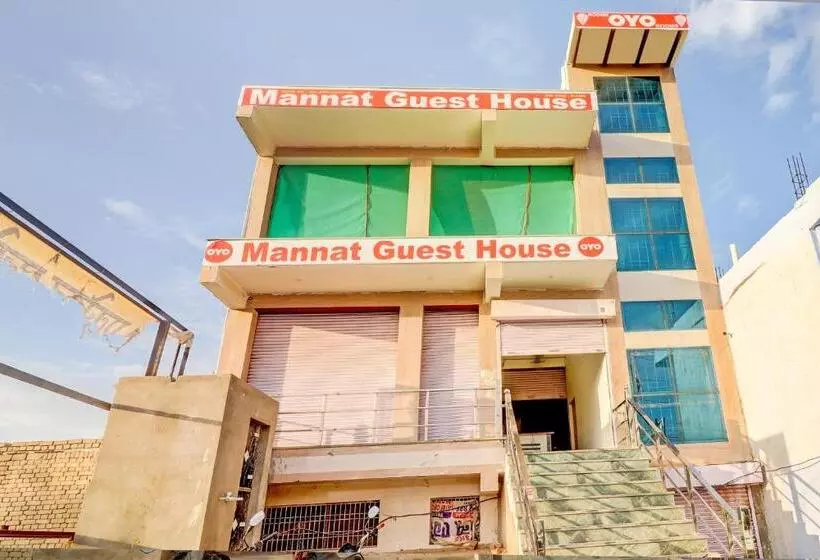 Hotelli Oyo 81438 Mannat Guest House