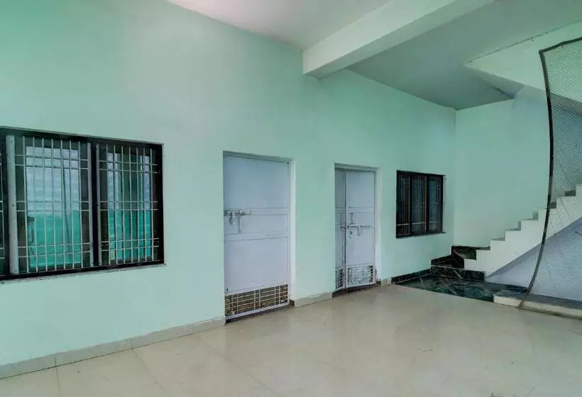 Hotelli Oyo 81438 Mannat Guest House